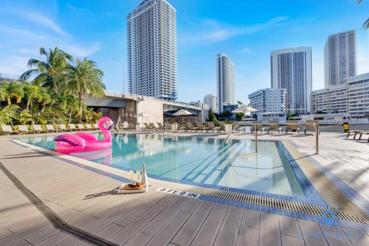 Infinite View With Balcony,Pool Plus Near Beach Hallandale Beach Esterno foto