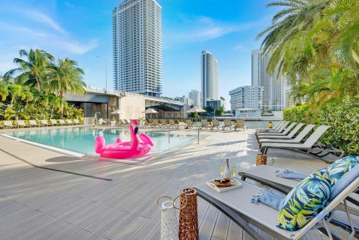 Infinite View With Balcony,Pool Plus Near Beach Hallandale Beach Esterno foto