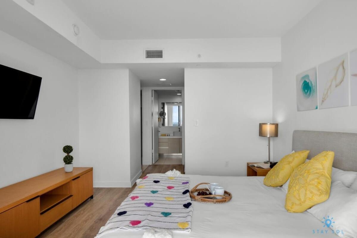 Infinite View With Balcony,Pool Plus Near Beach Hallandale Beach Esterno foto